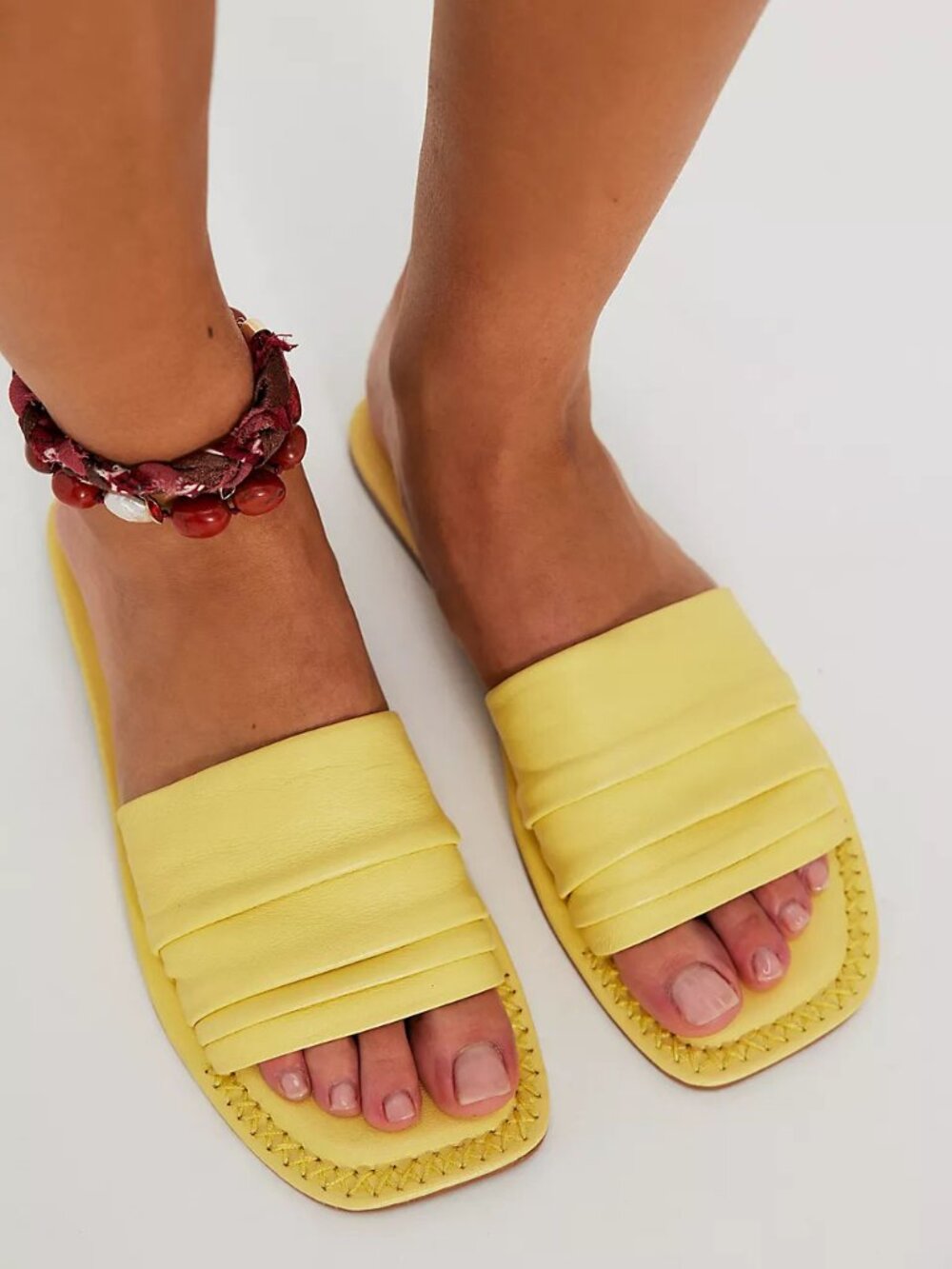 🆕 FREE PEOPLE Evelyn Slip On Sandals / Sunkissed Yellow Leather
